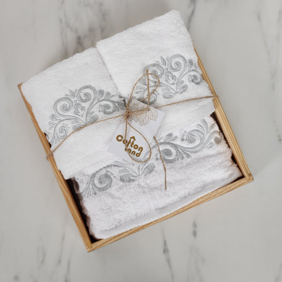 Embroidered Gift Set