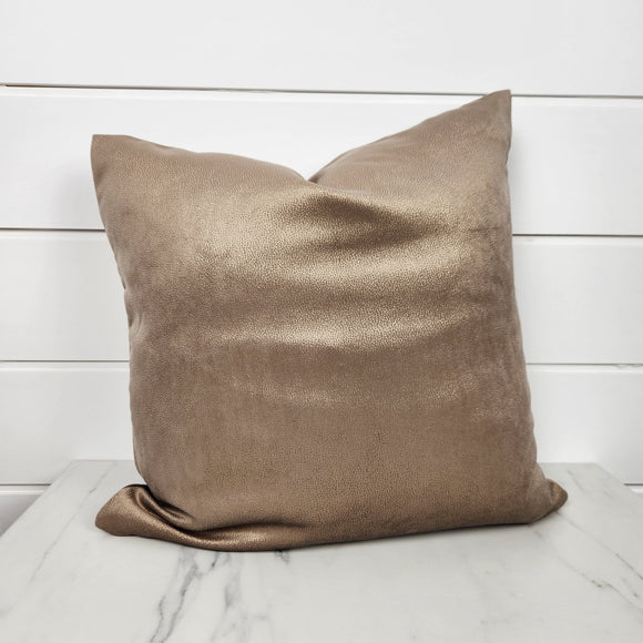 Cushion cover gold